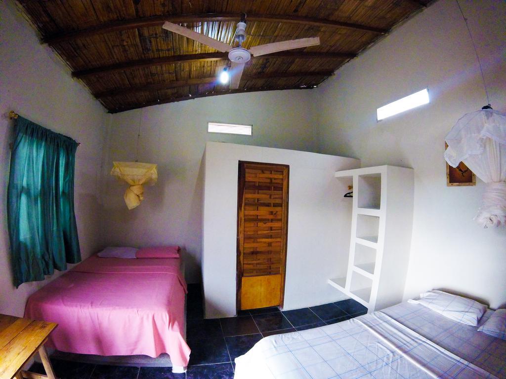 Montanita Garden Hostal エクステリア 写真