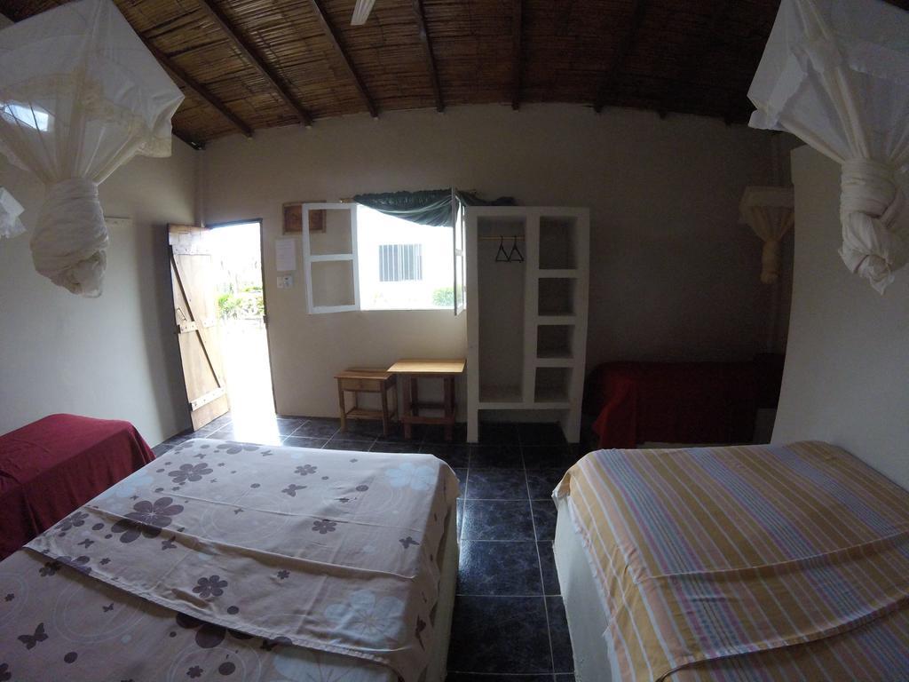 Montanita Garden Hostal エクステリア 写真
